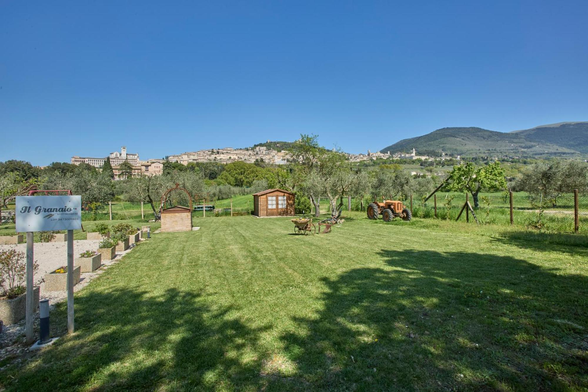 Il Granaio Di Rossetti Elisabetta Hotell Assisi Exteriör bild